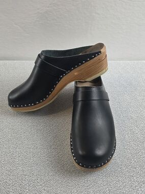 Troentorp Smithy Leather Wooden Clogs Black Women's size 39/8.5